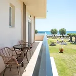 Apart-hotel Al Mare 4*