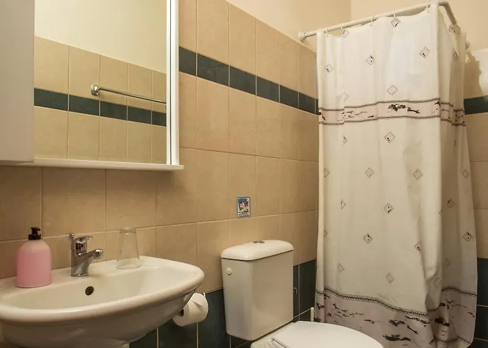 Al Mare أفانتو